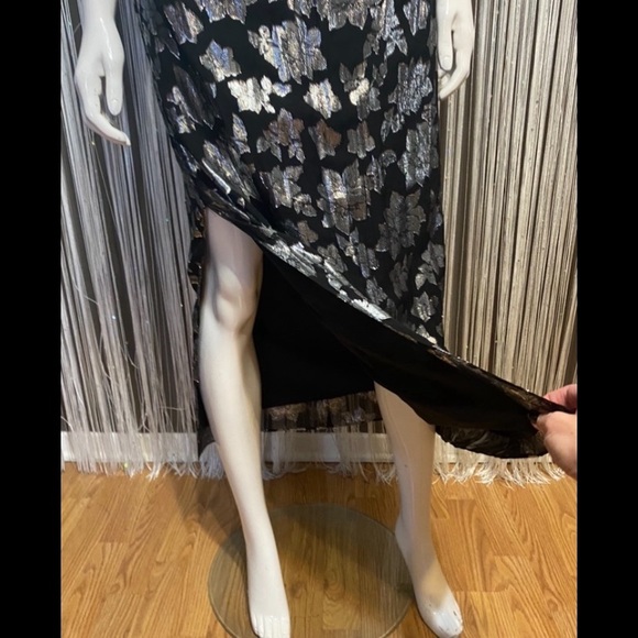 🔻SALE🔻CLUB MONACO🔹NEW (NWOT) • SILK - Picture 3 of 12